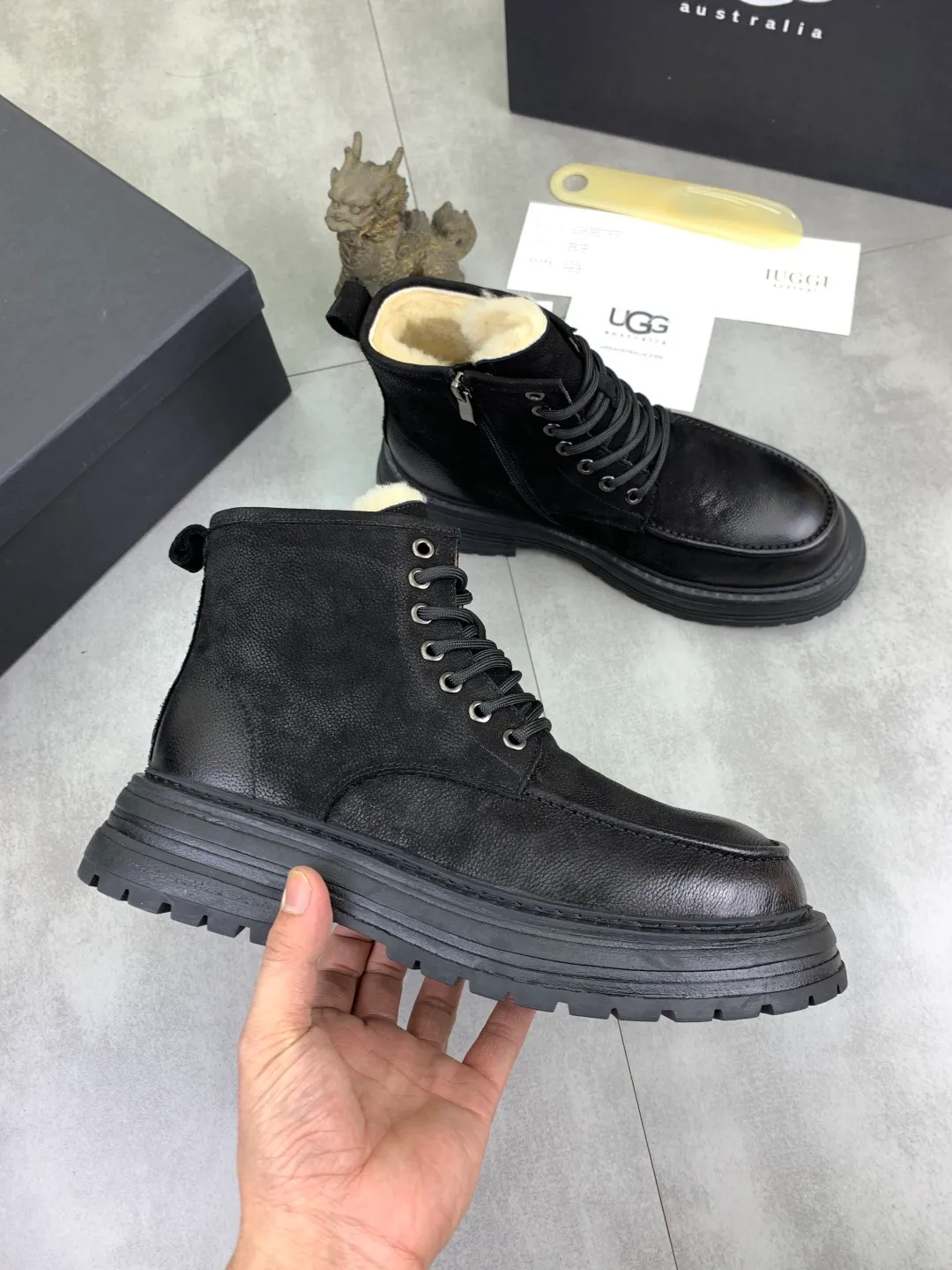 Men's men's shoes 💰P660 New arrival 🆕🆕🆕 IUGGI Men's British retro Martin boots Winter new men's outdoor hiking boots First layer of cowhide on the outside and wool on the inside Comfortable and warm Rubber sole sole Non-slip and firm Trendy and fashionable Casual and versatile Size: 38-44 (45 customized) Color: three colors